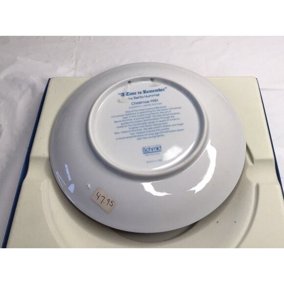 Berta Hummel Collectors SCHMID 1980-83 Holiday Plates All Original Box Gift - Picture 6 of 8